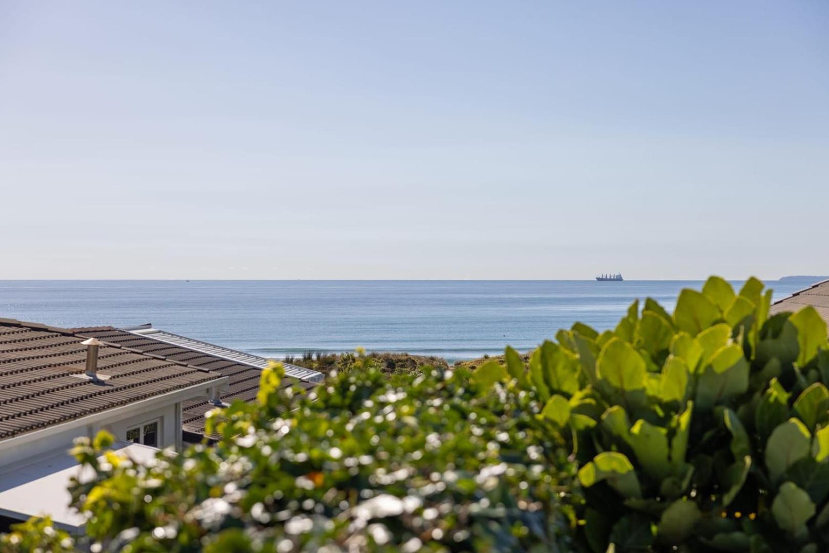 Villa Seaside Beach Retreat - Outdoor Living à Mount Maunganui Extérieur photo