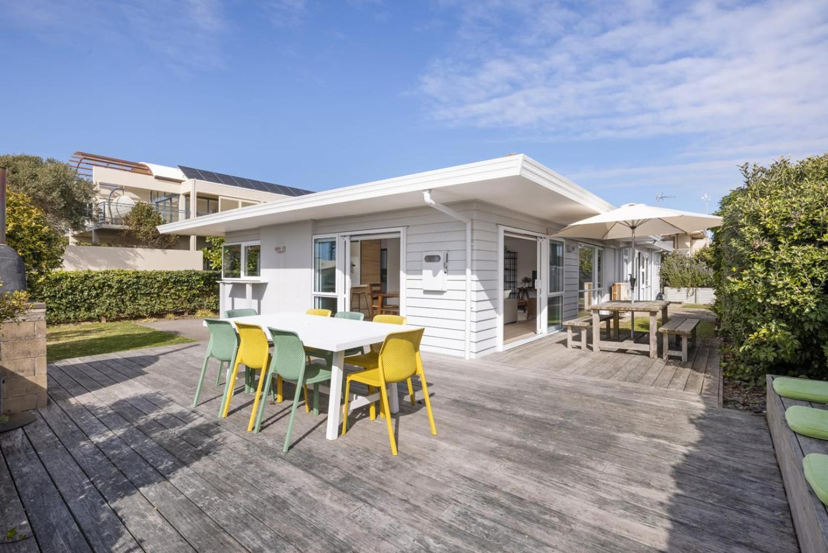 Villa Seaside Beach Retreat - Outdoor Living à Mount Maunganui Extérieur photo
